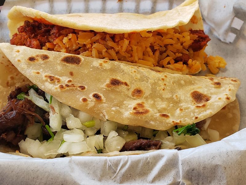 Taqueria Los Garcia food